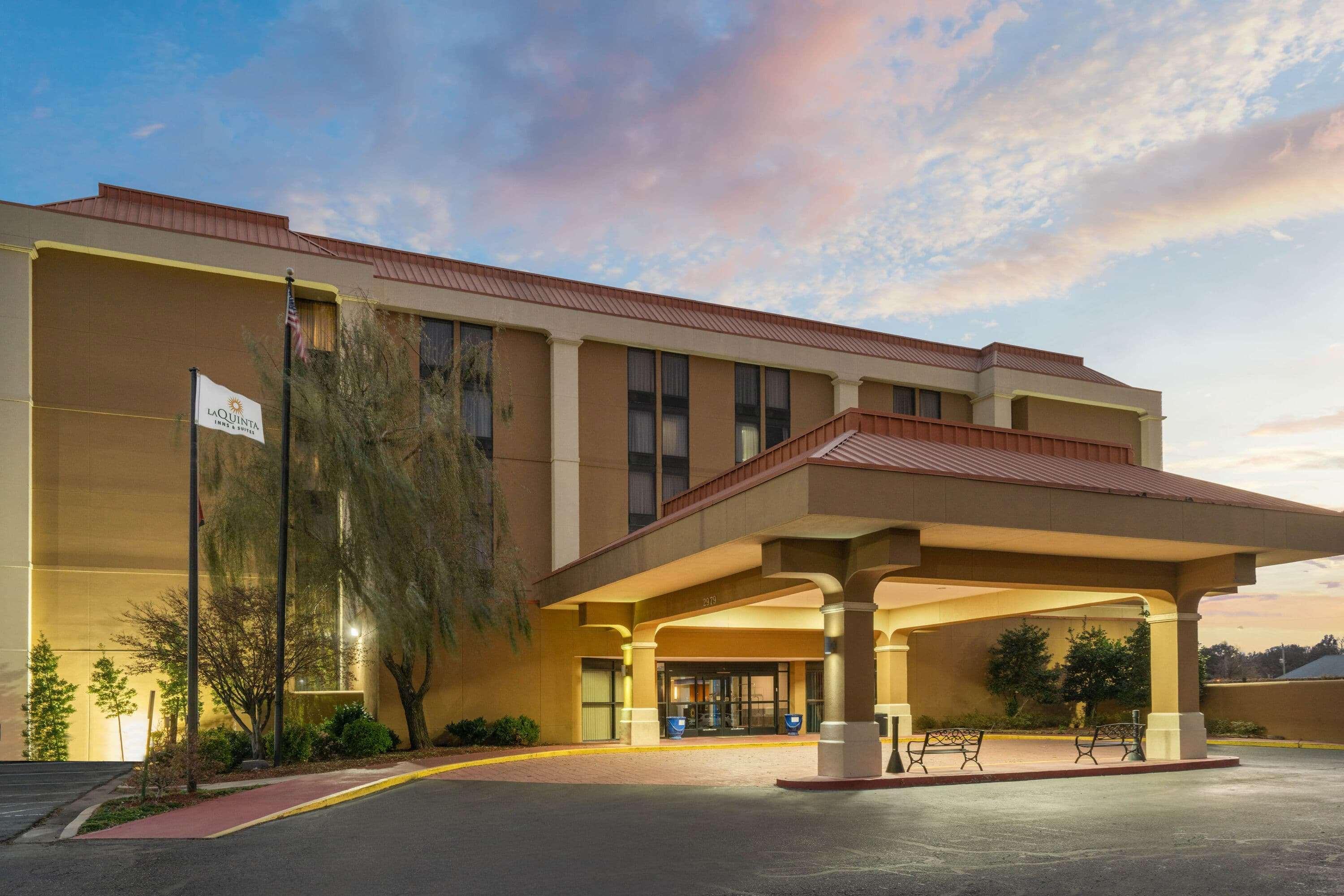 La Quinta By Wyndham Memphis Airport Graceland Hotel Exterior photo