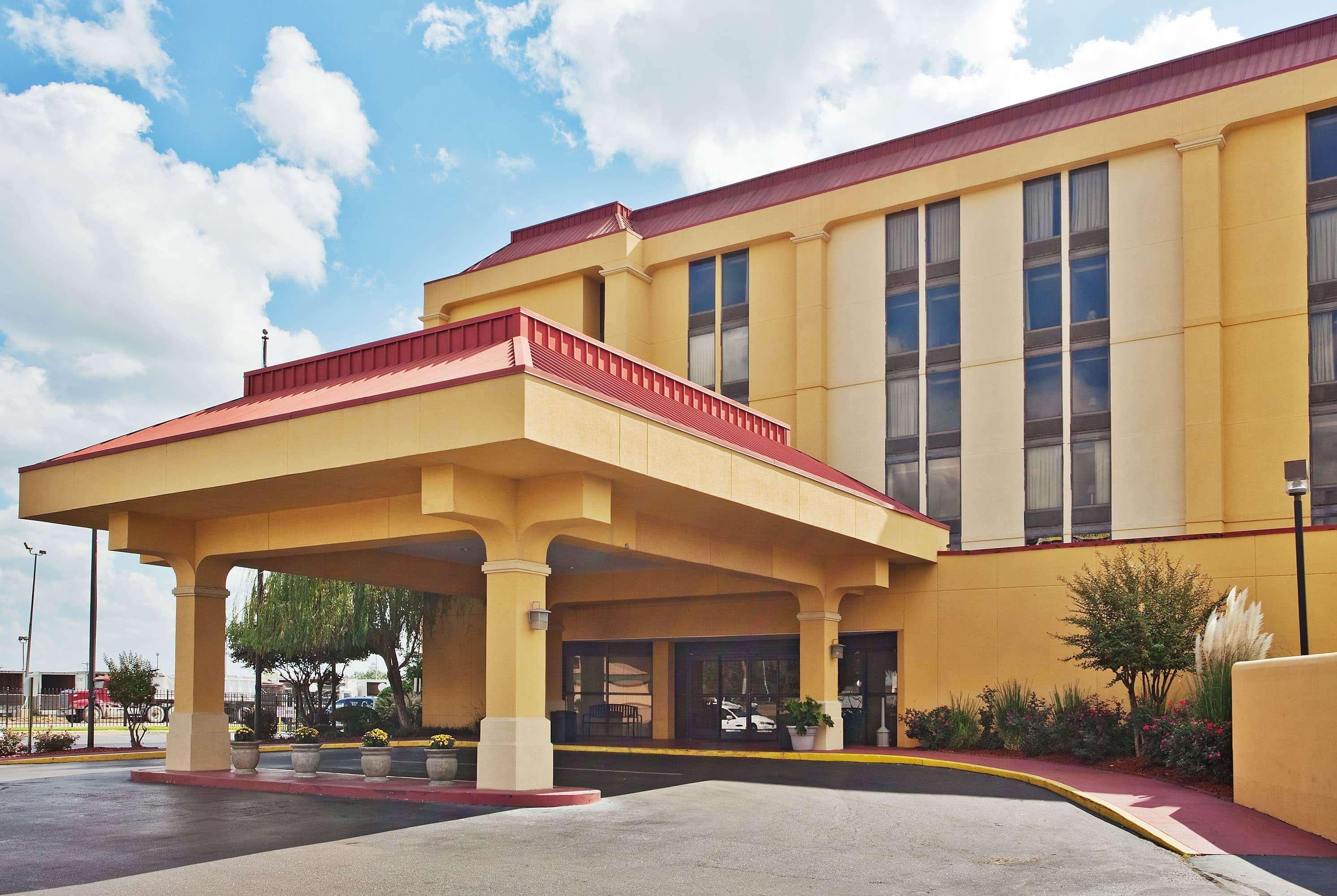 La Quinta By Wyndham Memphis Airport Graceland Hotel Exterior photo